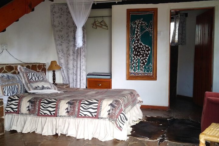 Room 34 of 110