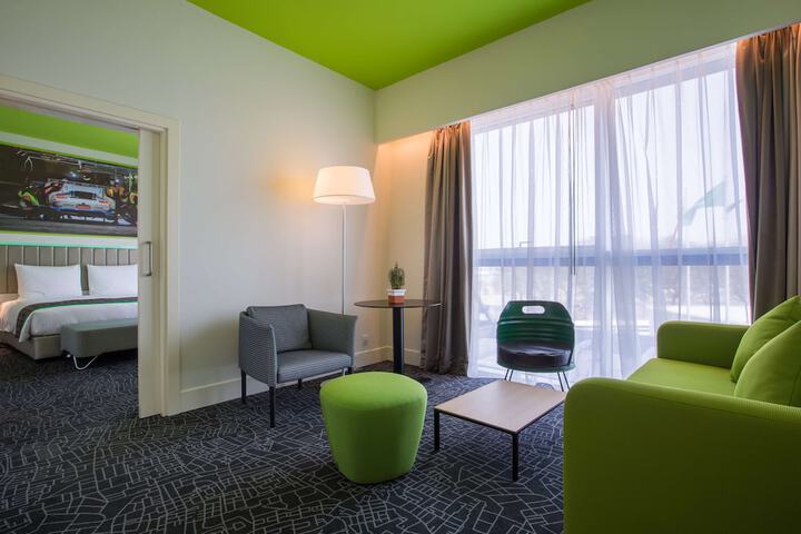 Room 12 of 111