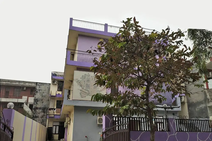 OYO 9077 Sector 61