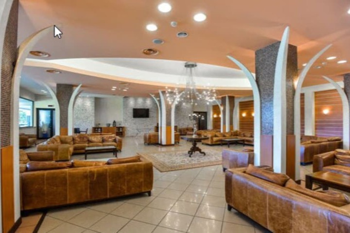 Guest Lobby