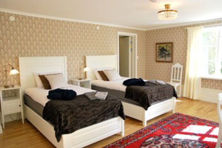 Room 19 of 27