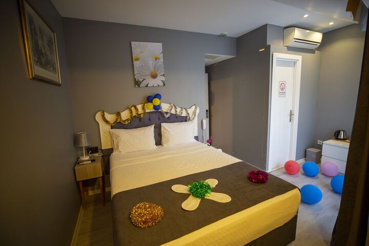 Room 35 of 117