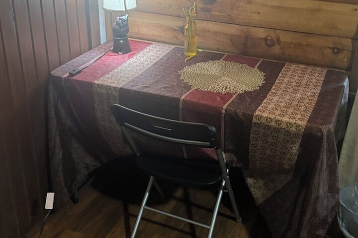Room 13 of 45