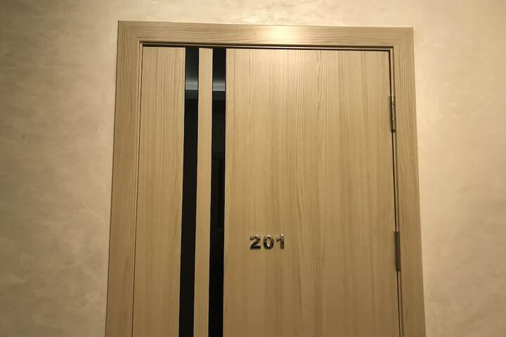 Room 15 of 72
