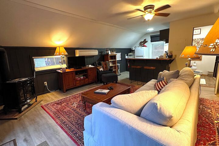 Room 100 of 203