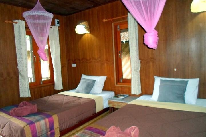 Room 3 of 54