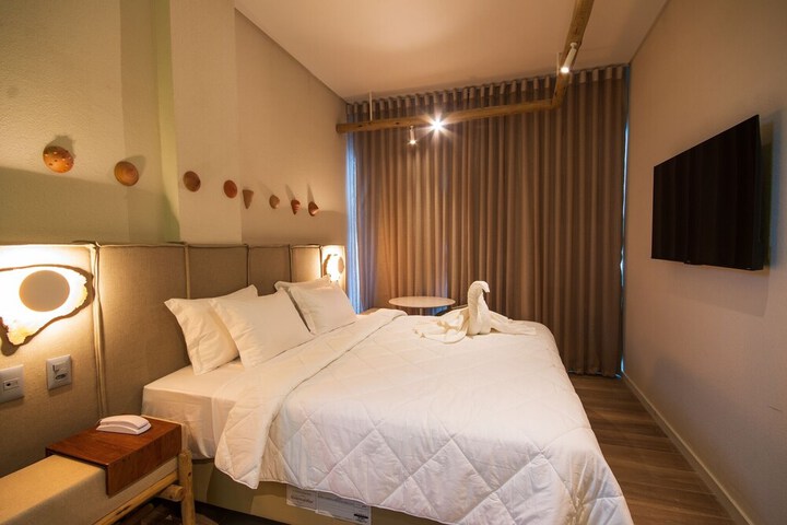 Room 6 of 43
