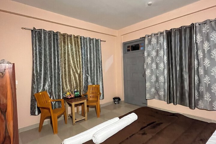 Room 13 of 53