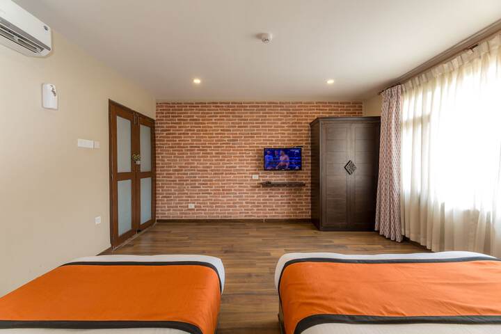 Room 38 of 67