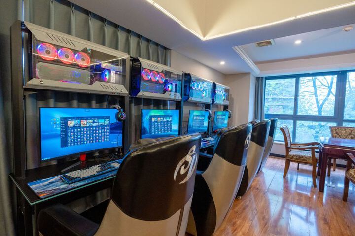 Dapeng Ruijia E-sports Hotel (Chengdu Shuangliu Airport Times Outlets)