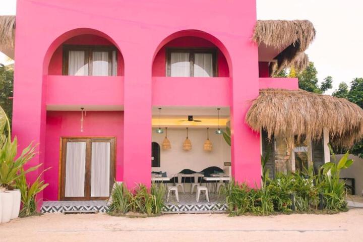 BIG WAVES BOUTIQUE HOTEL SIARGAO