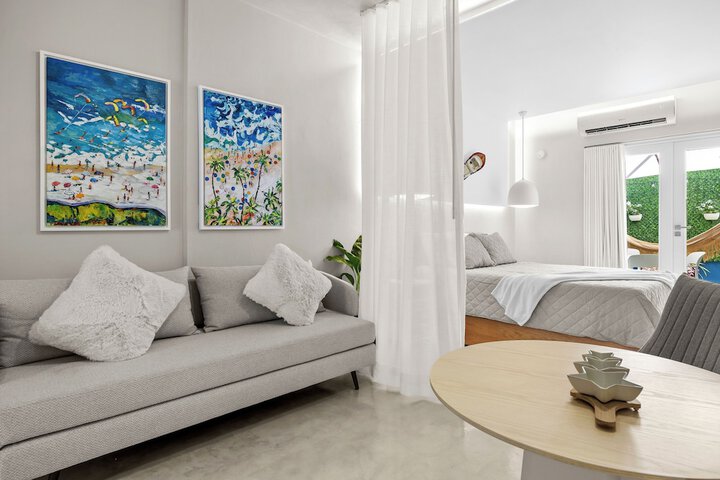 Room 30 of 224