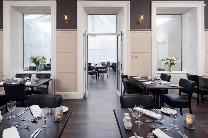 Dining 52 of 79
