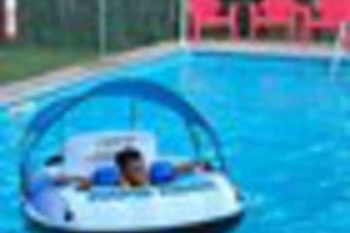 Pool 116 of 165