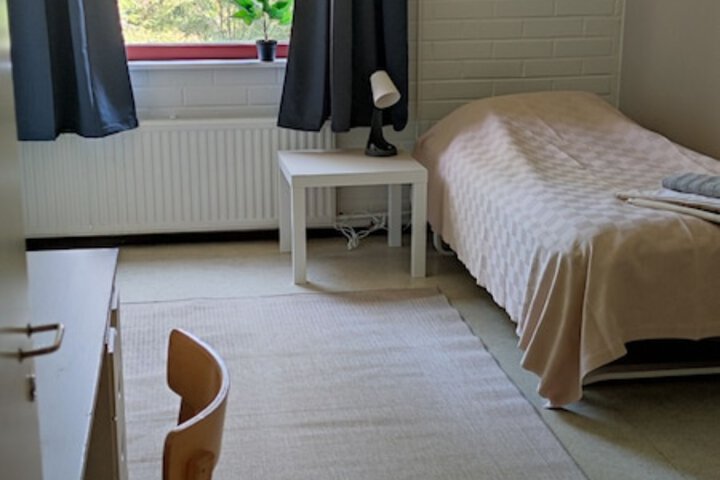 Room 3 of 7