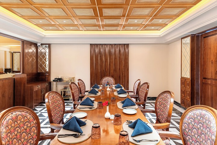 Dining 49 of 74