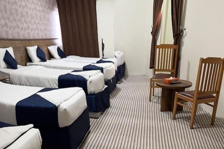 Room 5 of 30