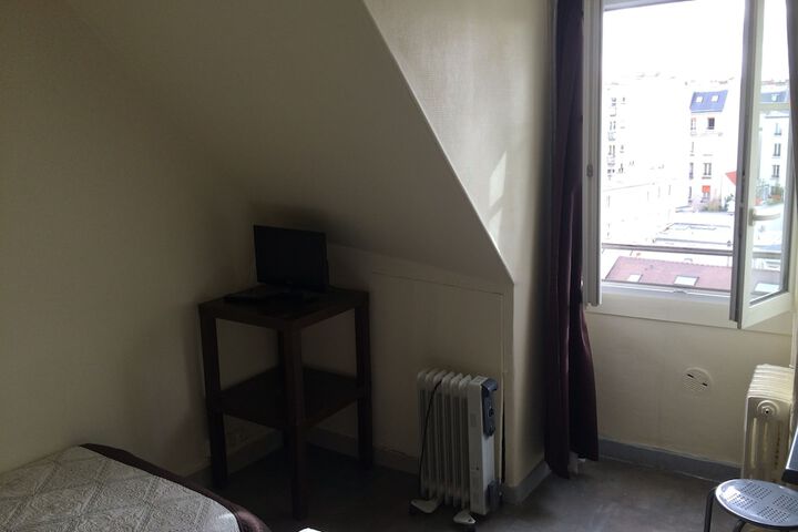 Room 22 of 44