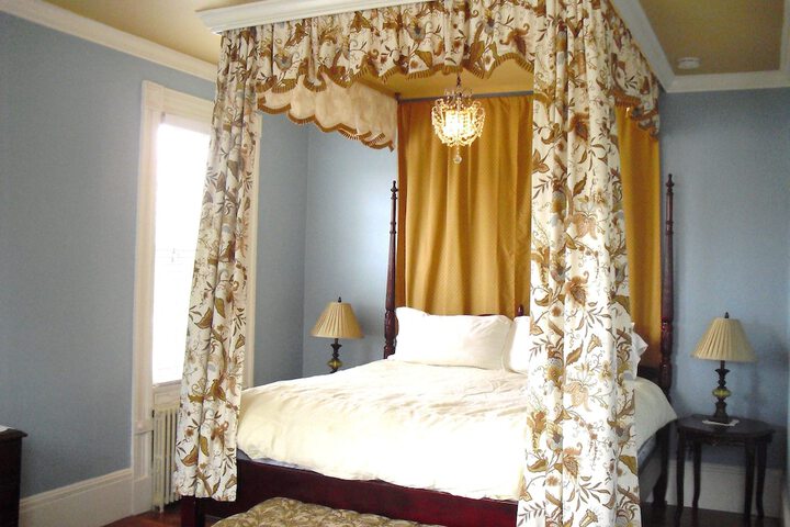 Room 9 of 51