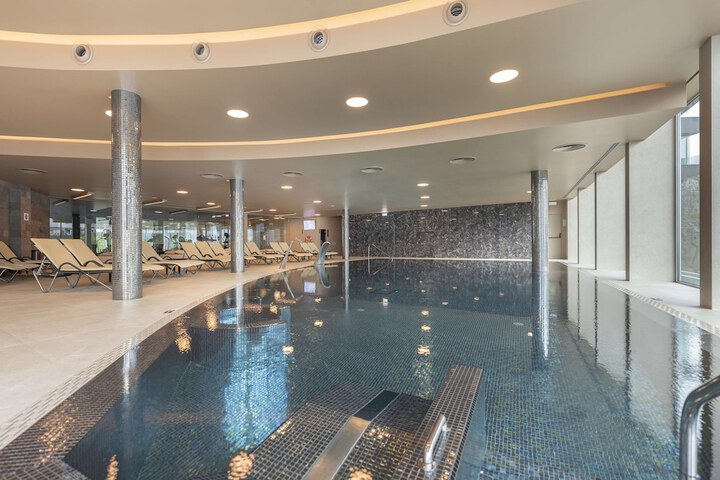 Pool 58 of 99