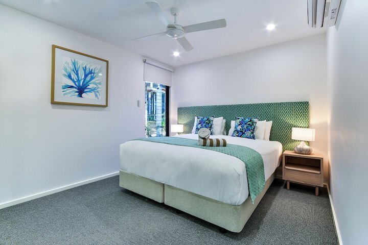 Room 106 of 342