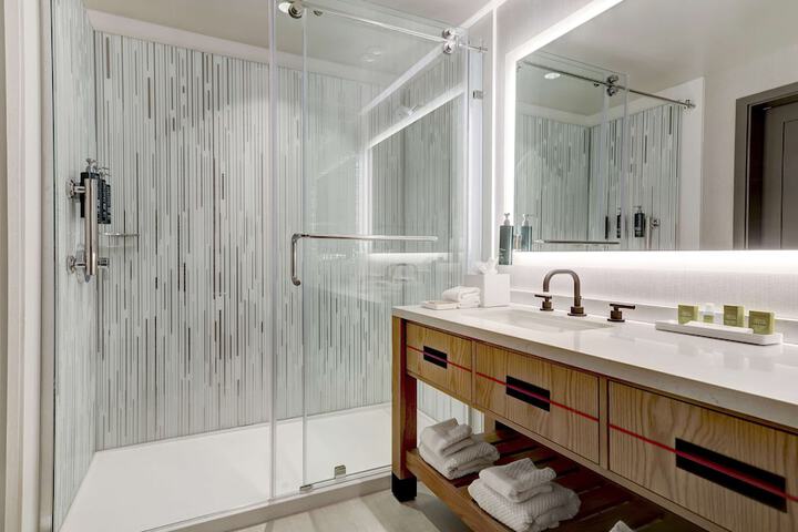 Bathroom shower