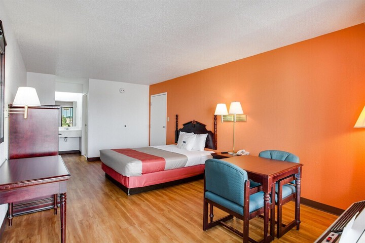 Room 20 of 43