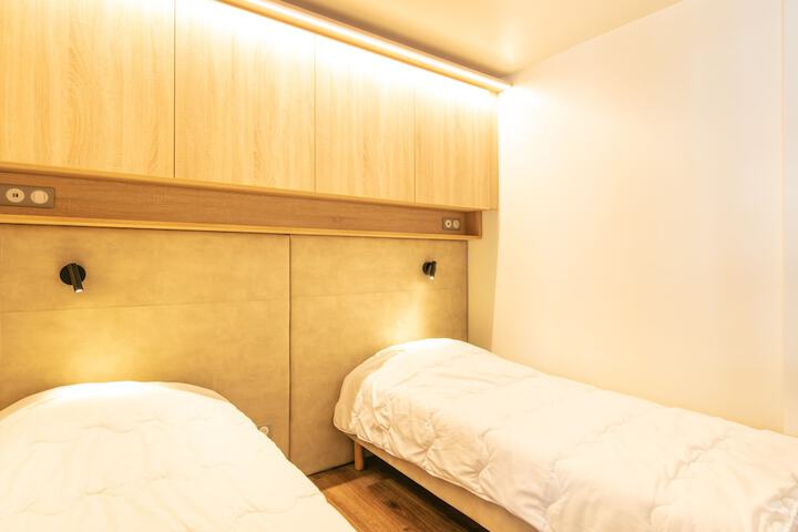 Room 15 of 47