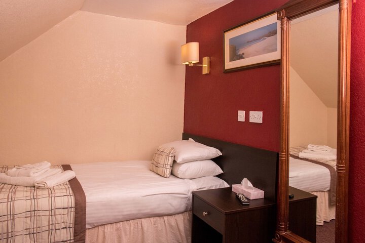 Room 21 of 69