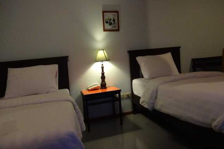 Room 13 of 45