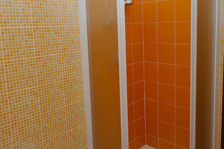 Room 17 of 29