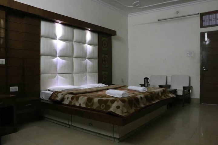 Room 41 of 55