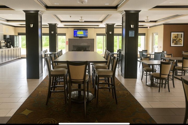 Breakfast/Coffee Service 53 of 57