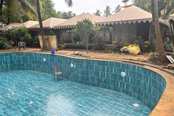Pool 27 of 46