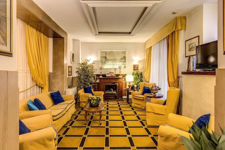 Guest Lobby