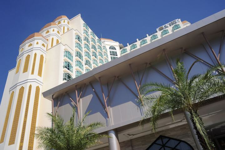 Hotel 90 of 91