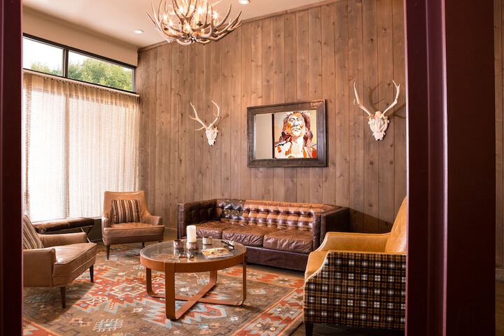 Hotel Interior 6 of 124