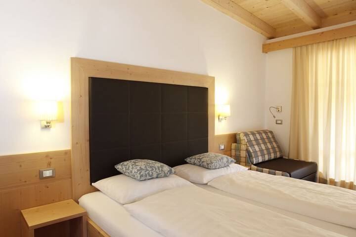 Room 19 of 85