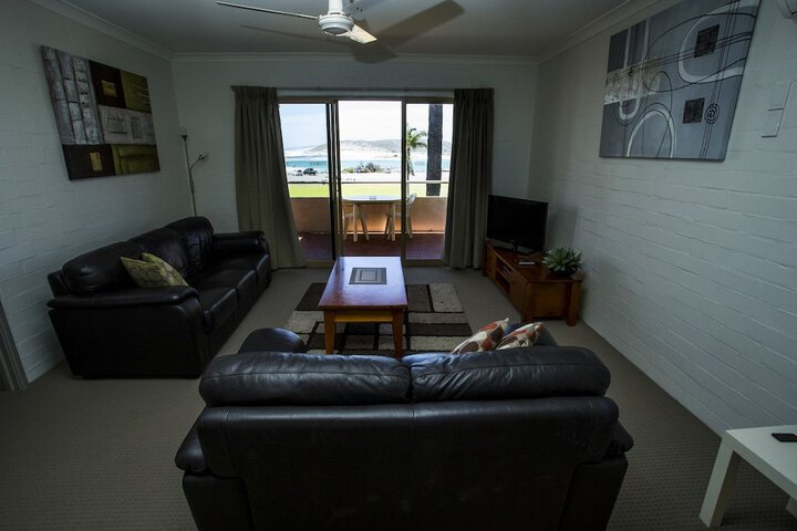 Room 13 of 25