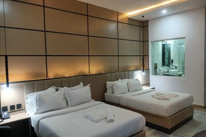 Room 20 of 52