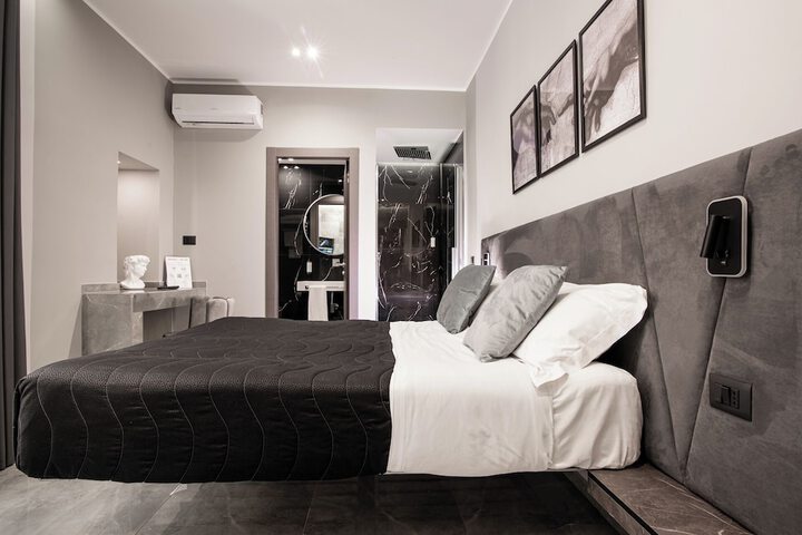 Room 41 of 105