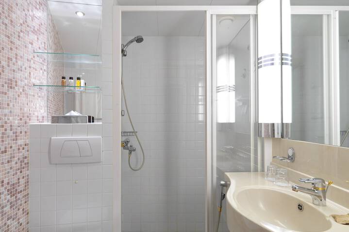 Clean Restrooms
