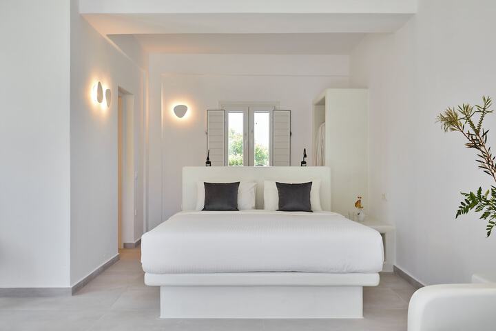 Room 10 of 50