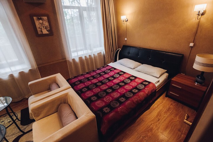Room 18 of 27