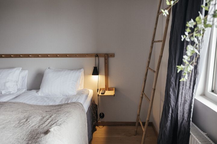 Room 7 of 40
