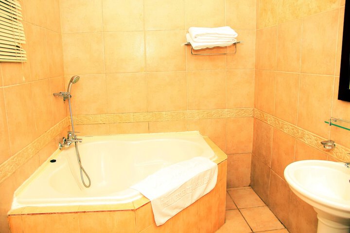 Clean Restrooms