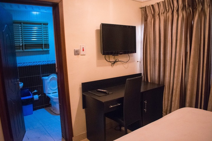 Room 28 of 57