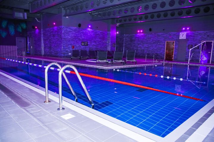Pool 15 of 37