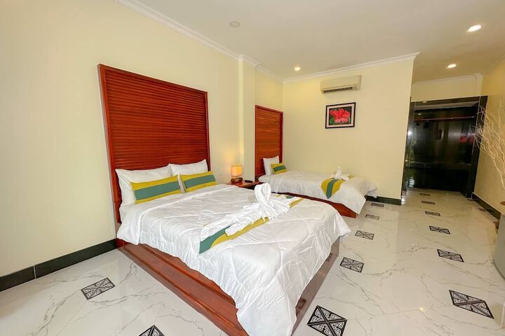 Room 16 of 60