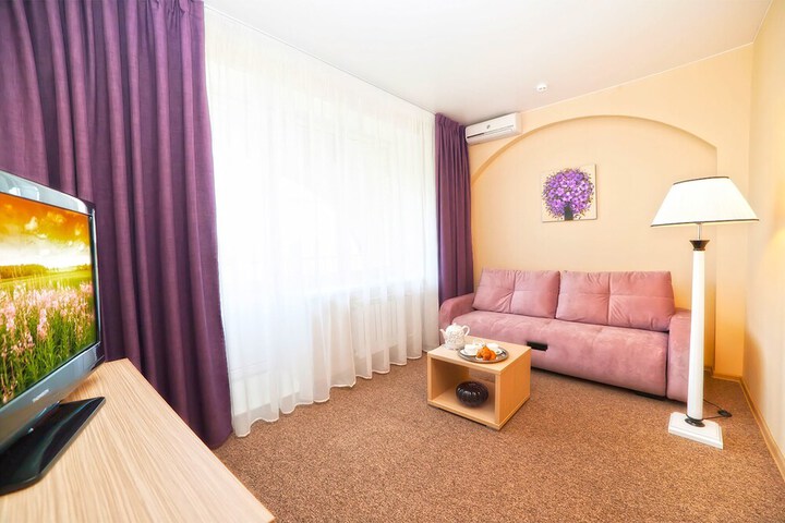 Room 15 of 116
